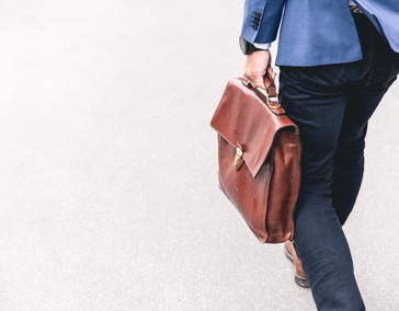 Найти курьеров легко