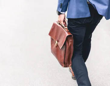 Найти курьеров легко